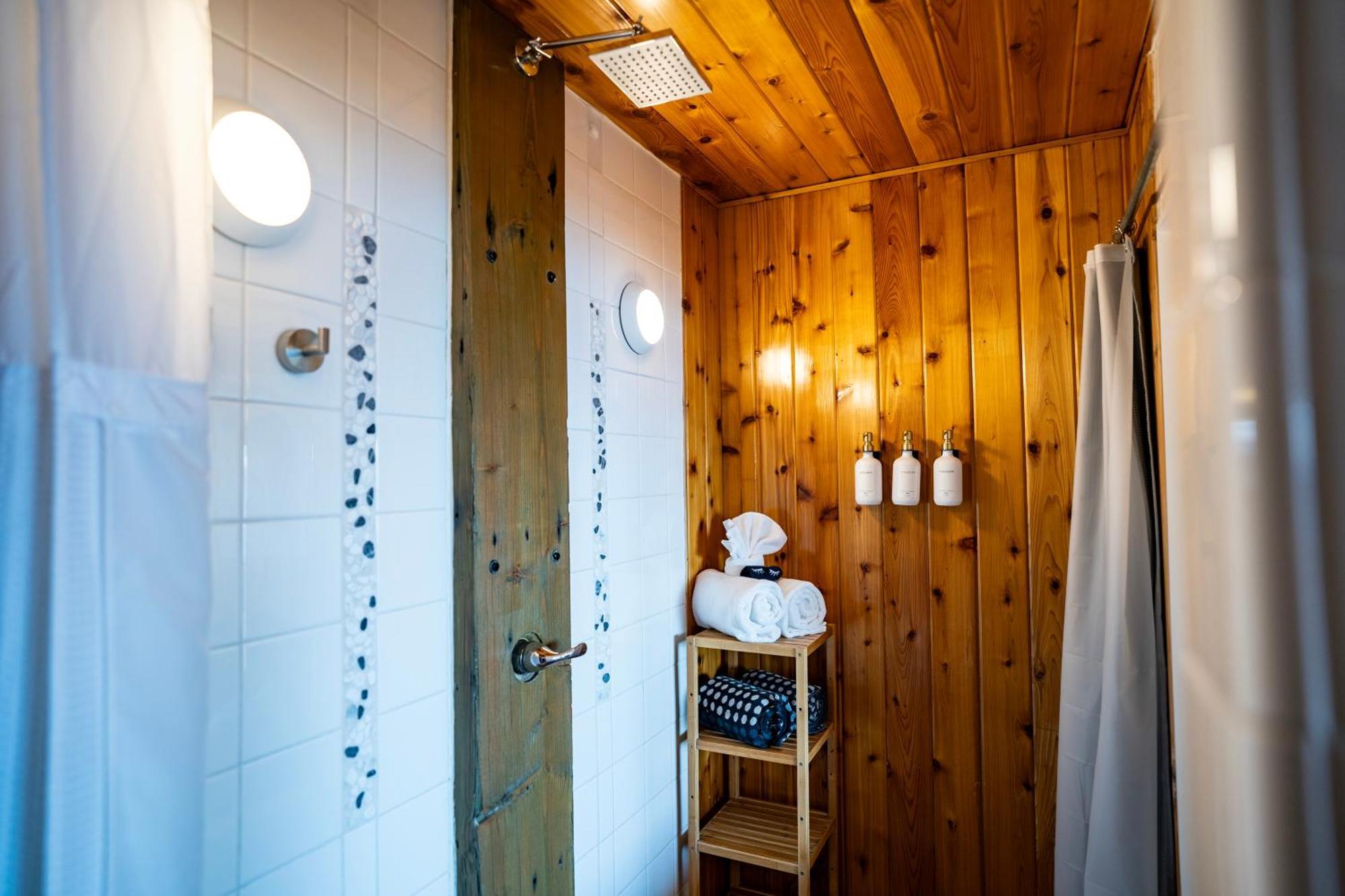 Homer Inn & Spa Bagian luar foto